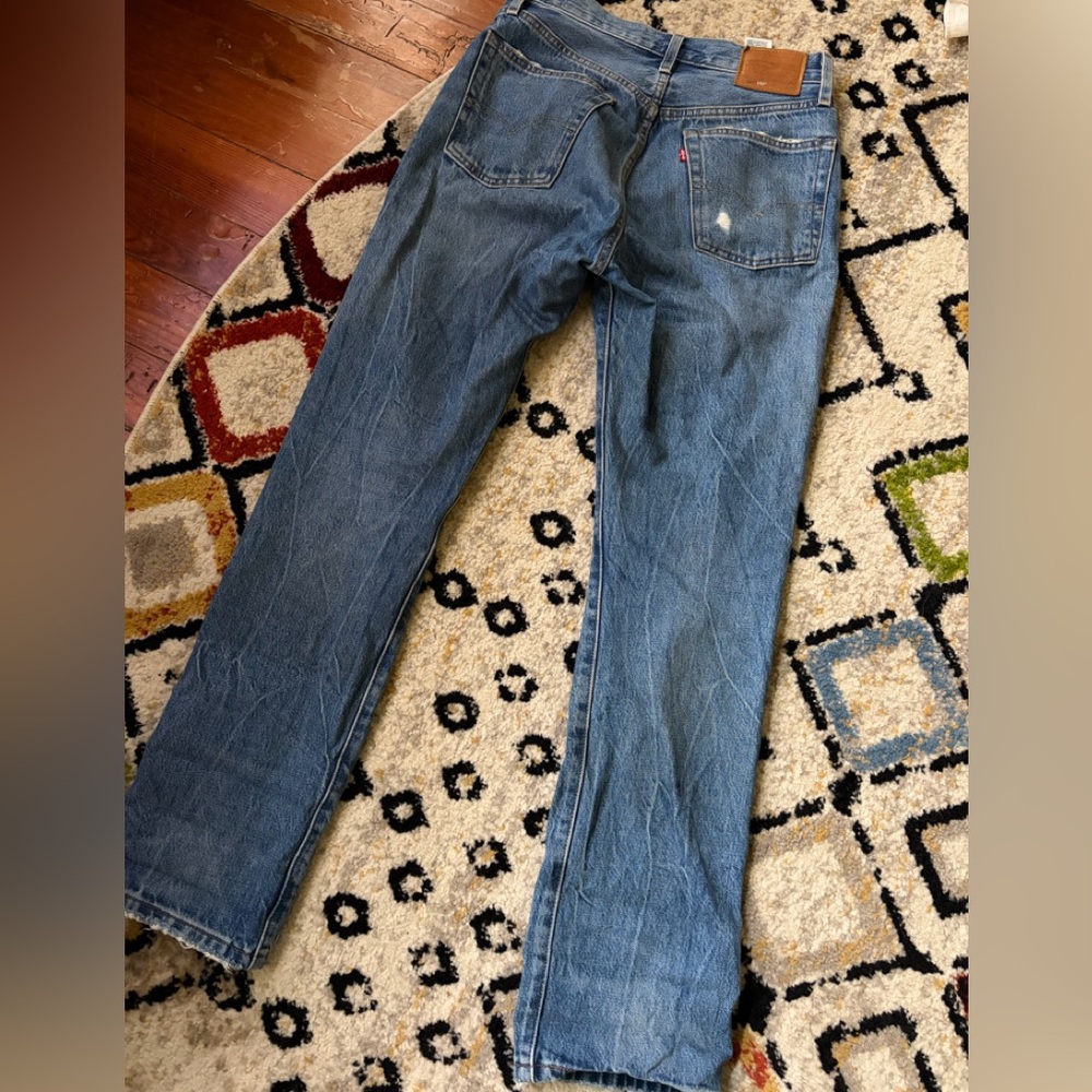 Levi's Women's Distressed Blue Straight Jeans - Picture 3 of 4